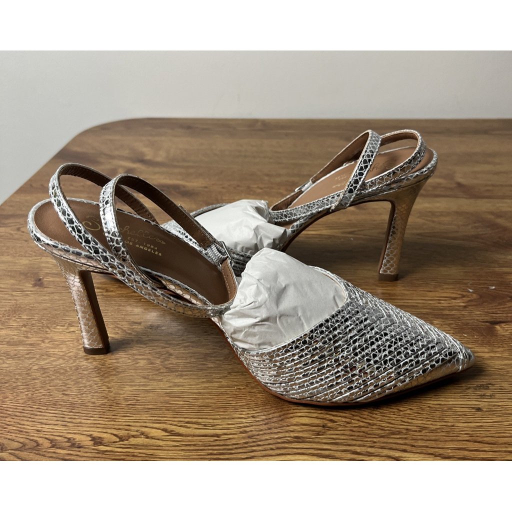 Seychelles Onto The Next Ankle Strap Pointed Toe Pump Silver Size 9.5